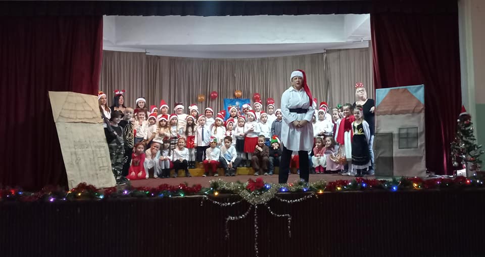 Новогодишња приредба "Бубамараца"