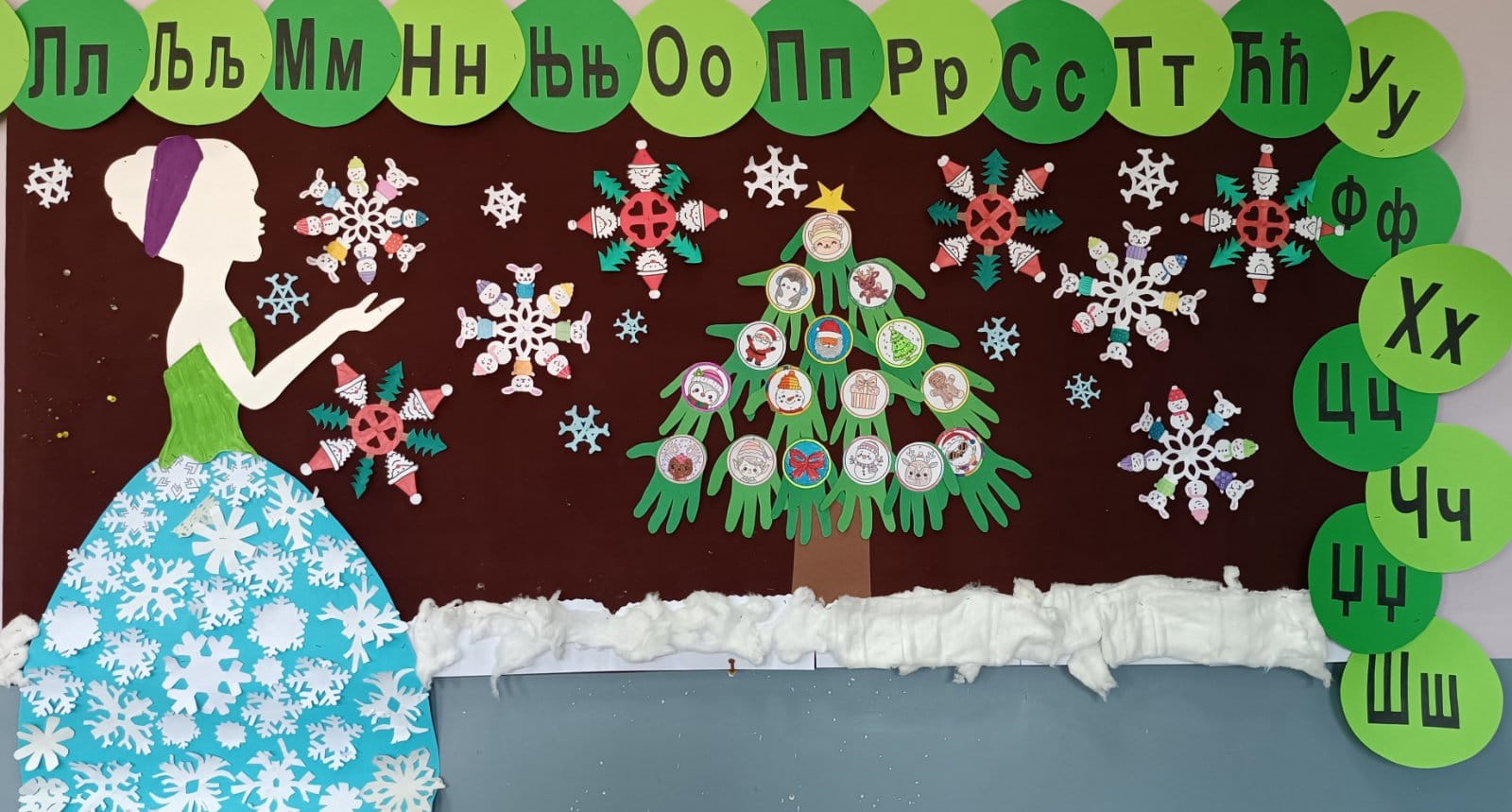 Новогодишњи радови ученика 1. и 3. разреда из ИО Табановић