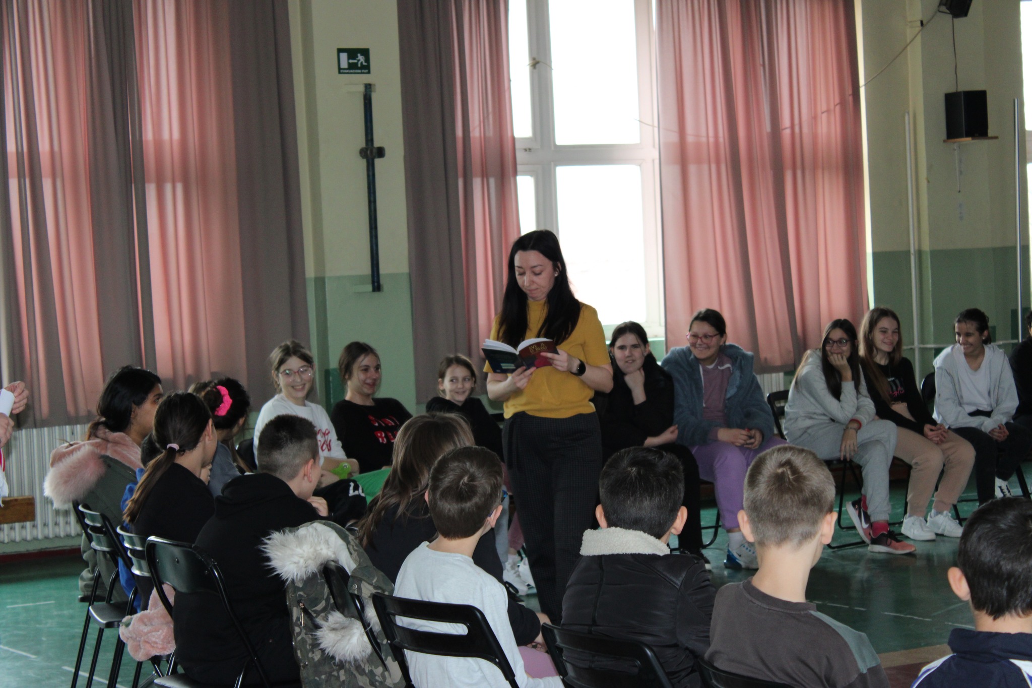 Дан розе мајица и „Читајмо гласно“