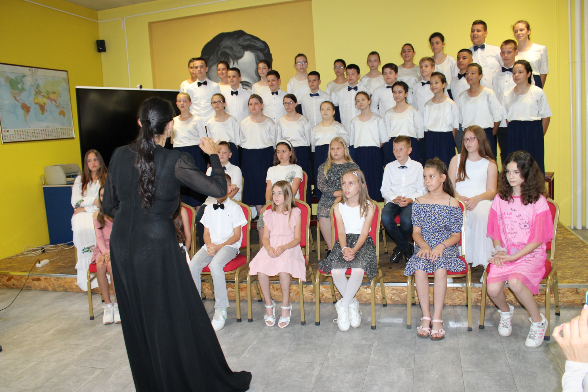 Завршни концерт хора “Љубав је то”