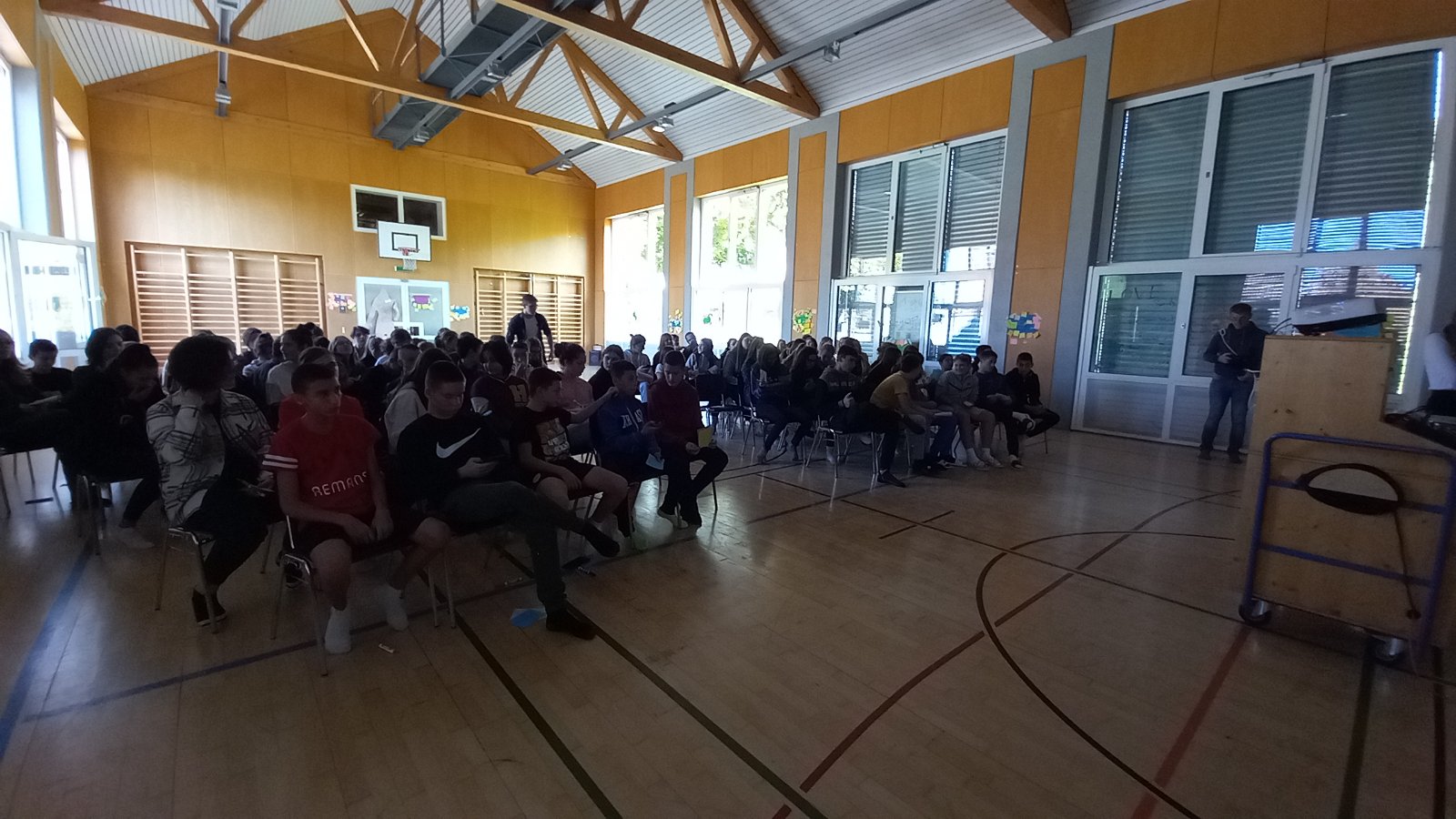 Нове активности у Швајцарској - радио емисија и филмски фестивал